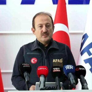 turkiyeden gazzeye 178 tir yardim gonderildi CkpzcEjY