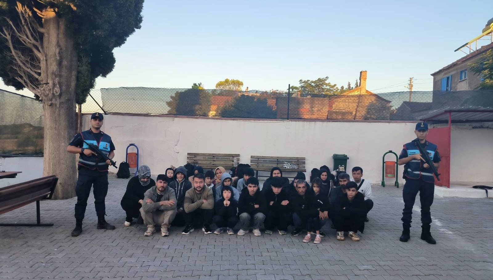 aydinda 23 duzensiz gocmen yakalandi uhuytufU