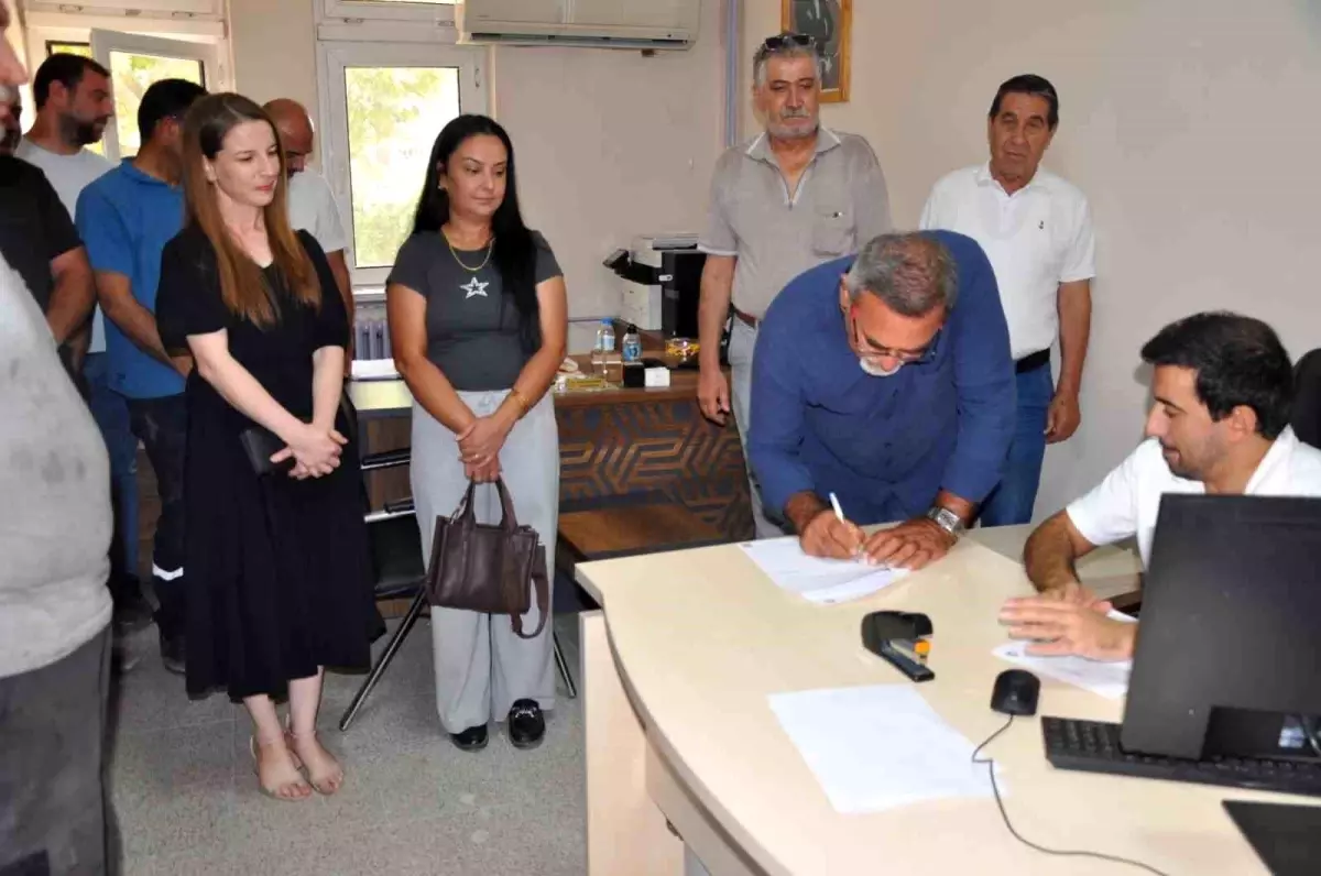 cemil kurt chp selendi ilce baskani oldu KpYLMSV5