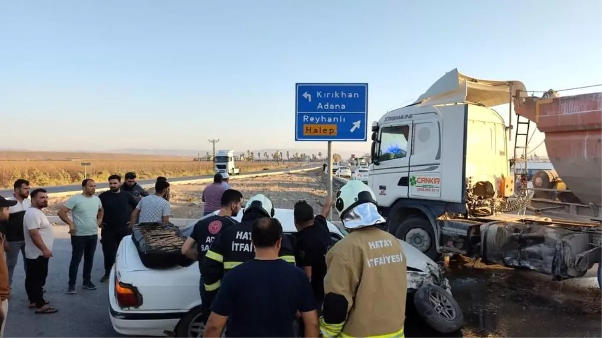 hatayda tirla carpisma 2 yarali gZNCAGnD