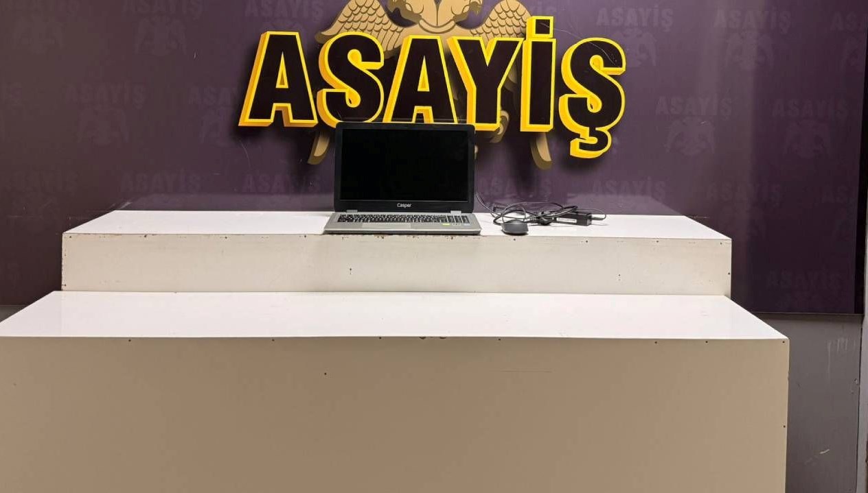 konteynerden bilgisayar hirsizligi iki kisi tutuklandi OmzXD9JH