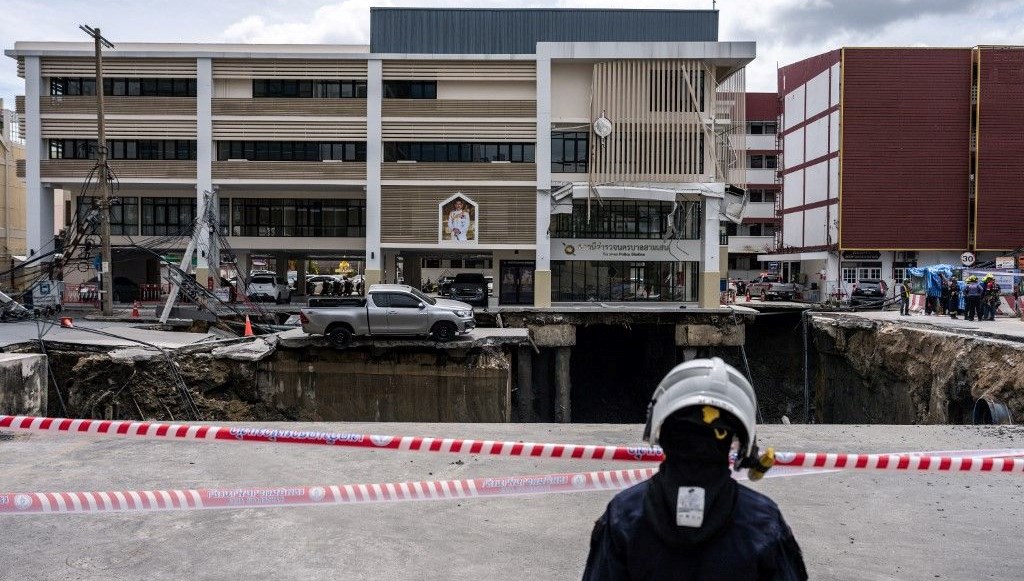 taylandda devasacokuntu olustu elektrik direkleri icine dustu QJFGqzVH