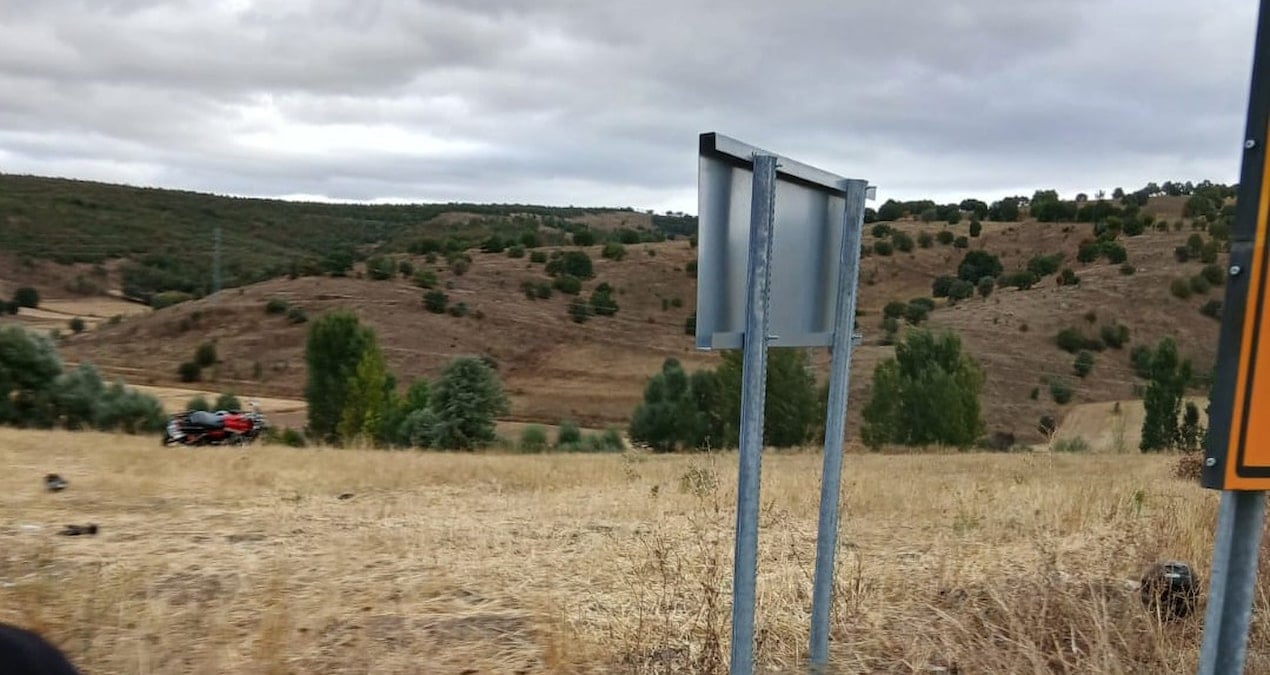 tokatta motosiklet tarlaya devrildi 1 olu FGyr5WvY