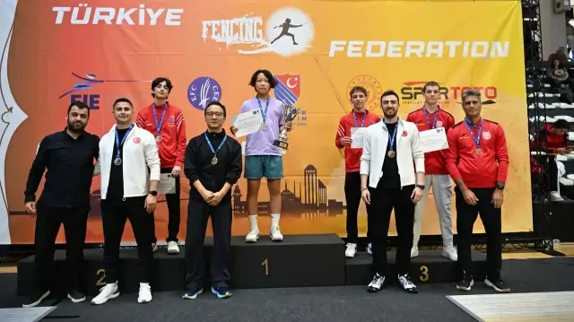 cadet circuit kilic turnuvasi tamamlandi DRnF95C1.webp