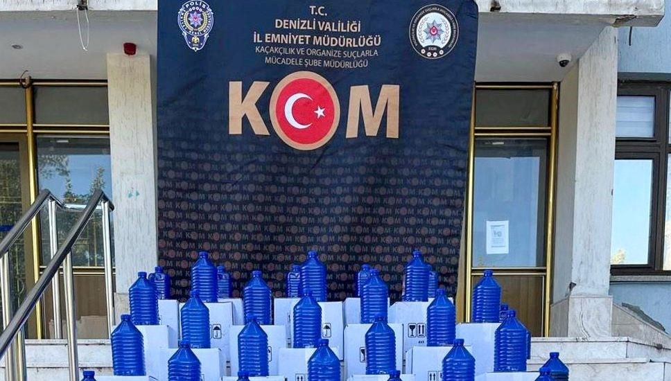 denizlide 642 litre kacak alkol yakalandi XnKDUUzf
