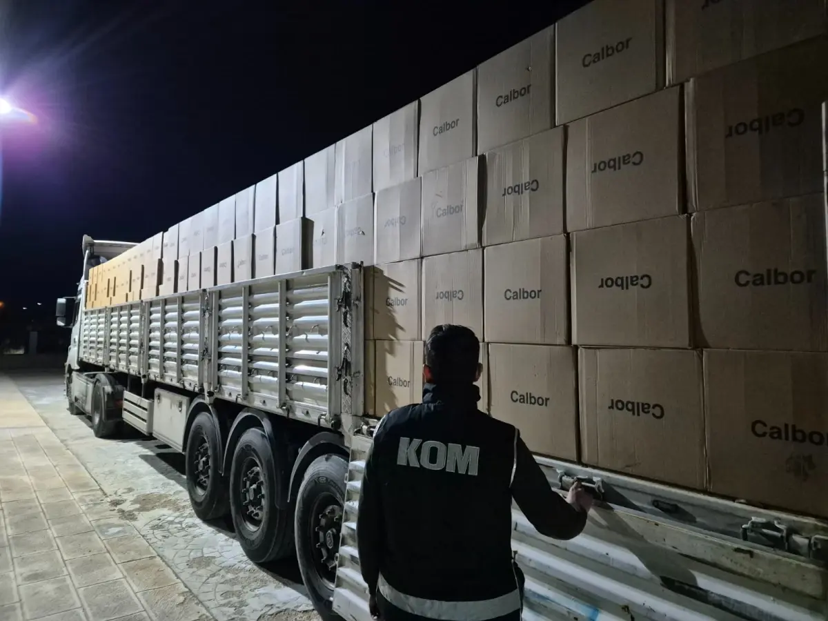 kirsehirde kacak makaron operasyonu BXXI1QEJ.jpg