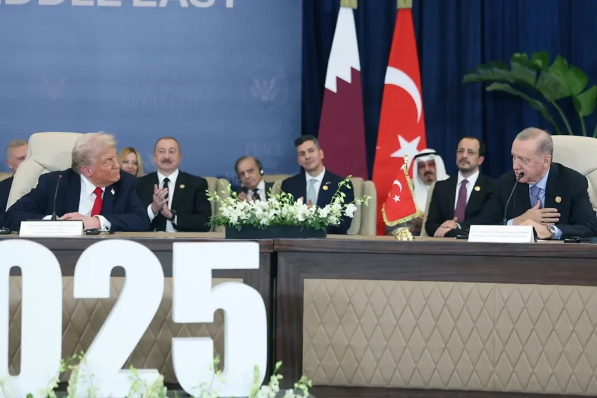 trumpin erdogan ovgusunu iki lider alkislamadi o anlar kamerada DsNdzGIY.jpg