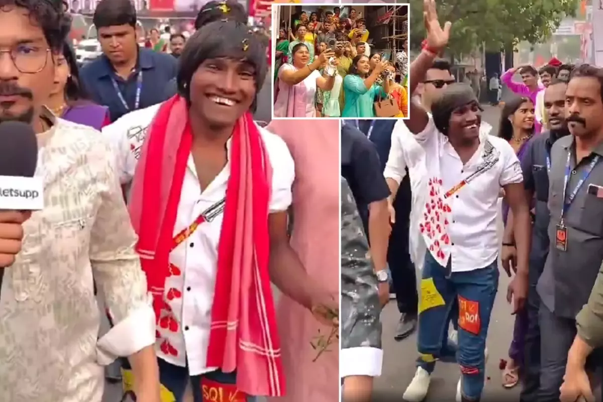 ulkenin unlu aktoru genc kizlarin ilgisinden adim atamadi xJZN5Cc7.jpg